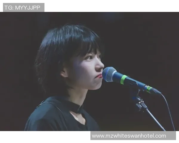 张静的足球人生深度对话：从草根到职业的奋斗与梦想探索